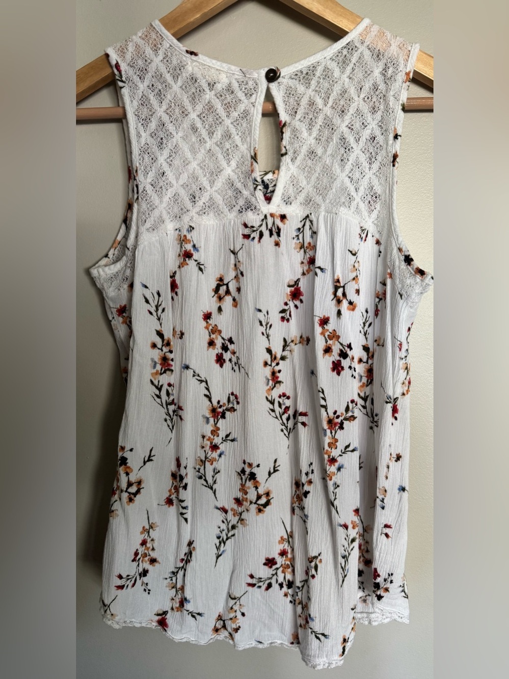 Mason & Belle Floral Embroidered Lace Tank Top White Boho Medium - Picture 2 of 9